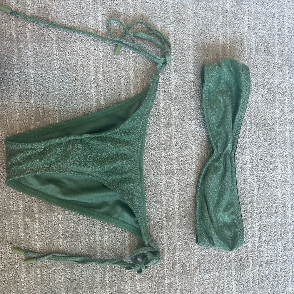 Rare triangl swim suit - Picture 2 of 3